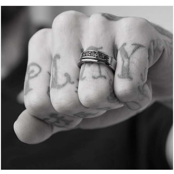 18k Yellow Gold Emerald Ring Graduado - Mander Jewelry