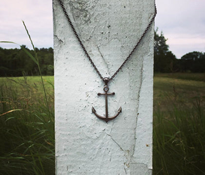 Ancla Anchor Pendant Black Diamonds in Maine